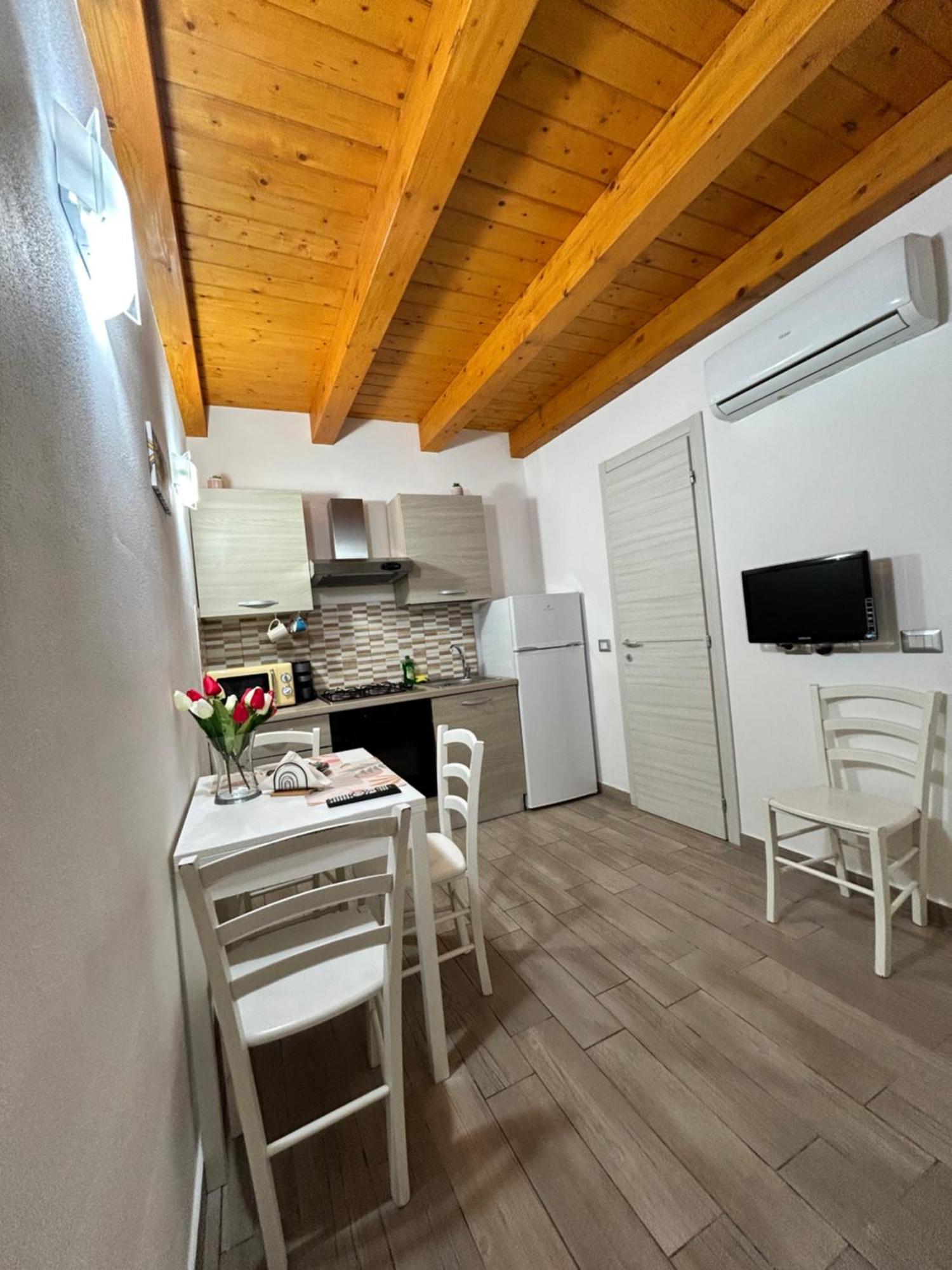 Casa Martina 2 Apartman Szirakúza Kültér fotó
