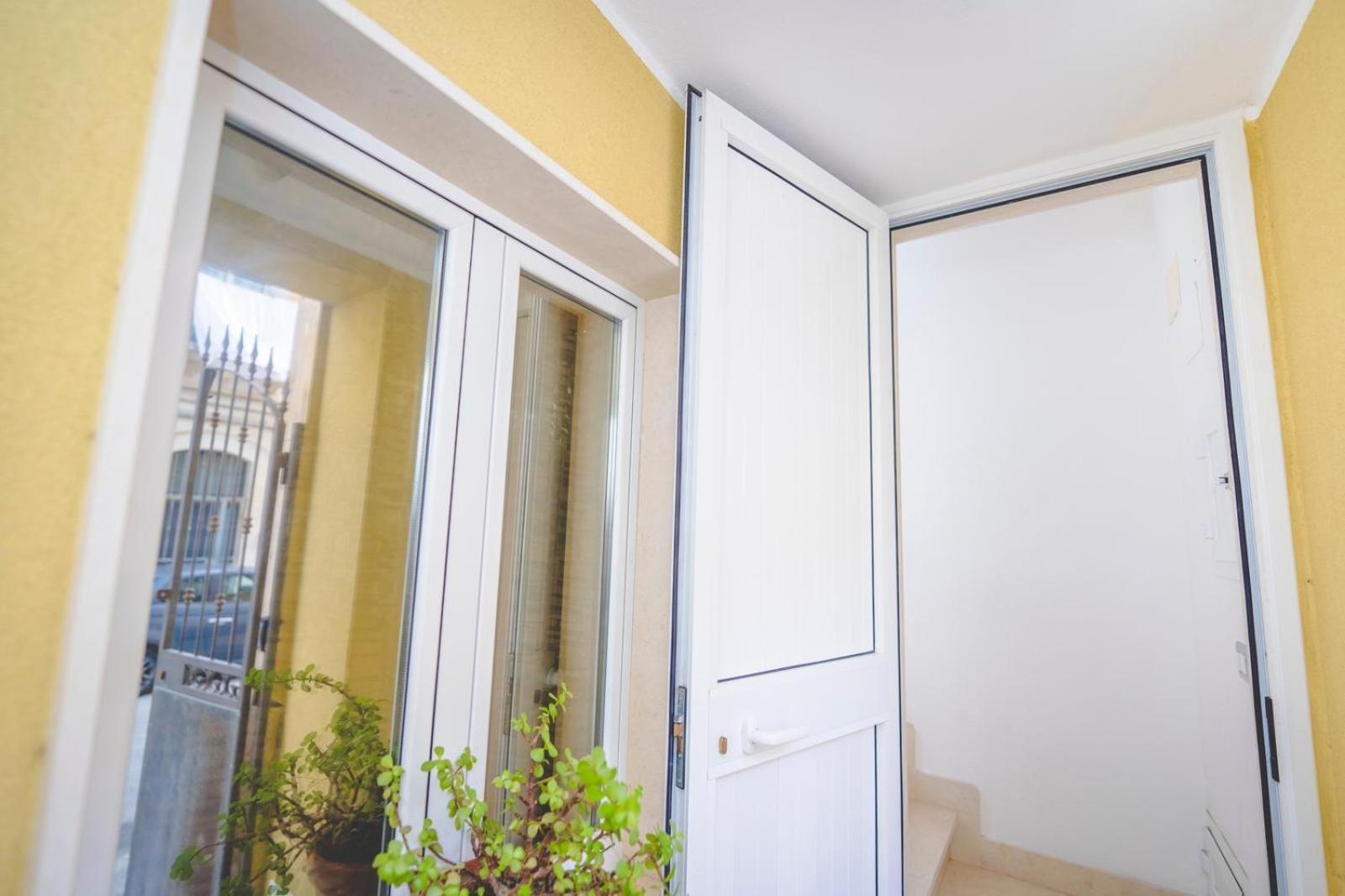 Casa Martina 2 Apartman Szirakúza Kültér fotó